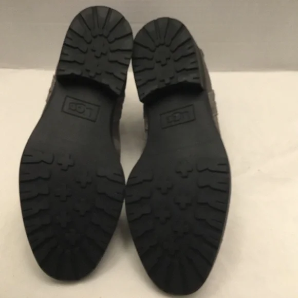 UGGS boot women size 5 - Picture 9 of 9